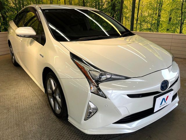 TOYOTA PRIUS 2017 Image 31