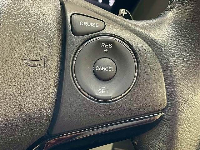 HONDA VEZEL HYBRID 2015 Image 31