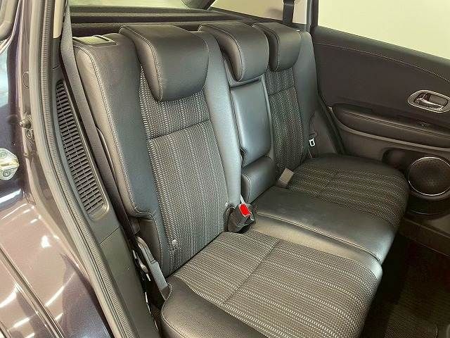 HONDA VEZEL HYBRID 2015 Image 31