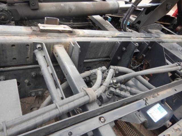 MITSUBISHI FUSOU FIGHTER 2014 Image 31