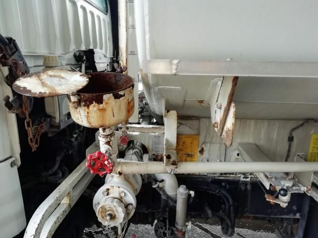 MITSUBISHI FUSOU FIGHTER 2018 Image 31