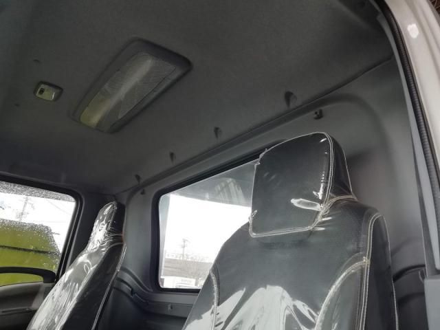 ISUZU FORWARD 2011 Image 31