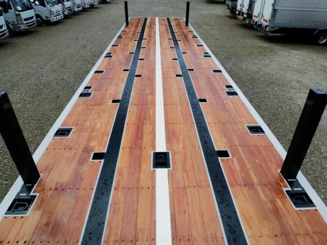 OTHERS トレクス 2026 Image 31