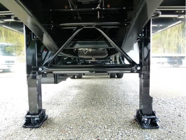 OTHERS トレクス 2026 Image 31