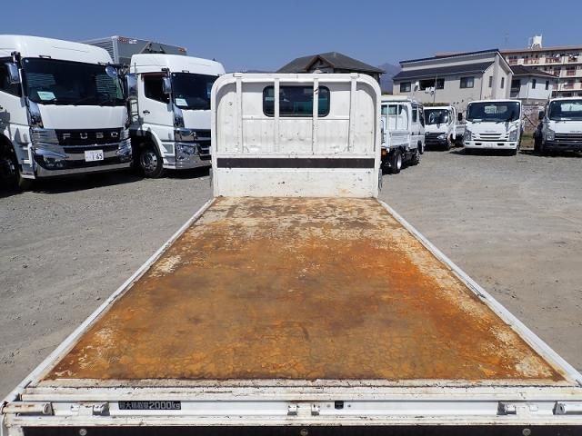 HINO DUTRO 2024 Image 31