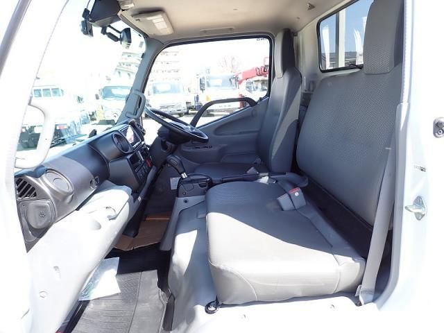 HINO DUTRO 2024 Image 31