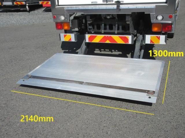 ISUZU FORWARD 2018 Image 31