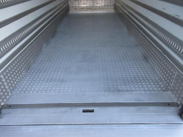 ISUZU FORWARD 2018 Image 31