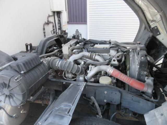 ISUZU FORWARD 2018 Image 31