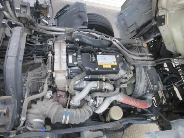 ISUZU FORWARD 2018 Image 31