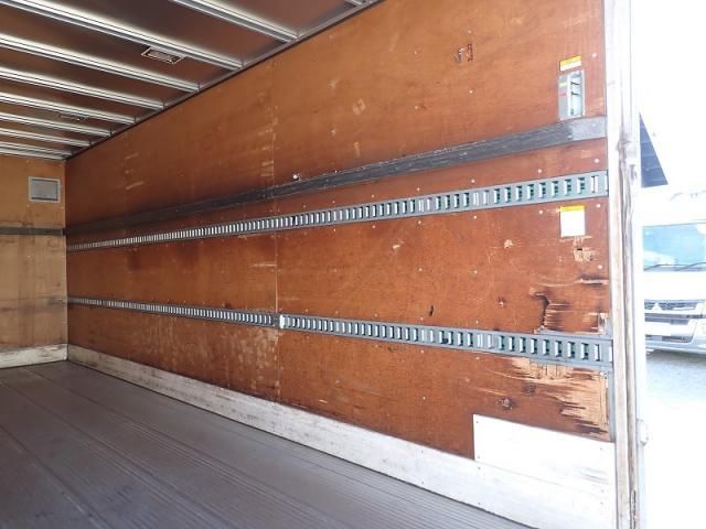 HINO DUTRO 2014 Image 31