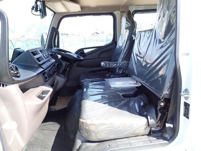 MITSUBISHI CANTER 2025 Image 31