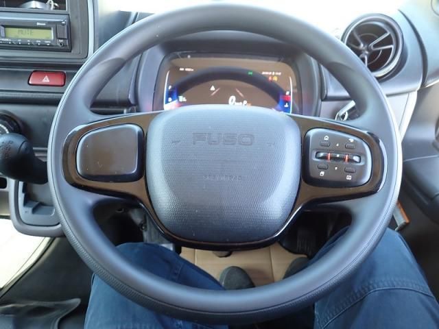 MITSUBISHI CANTER 2025 Image 31