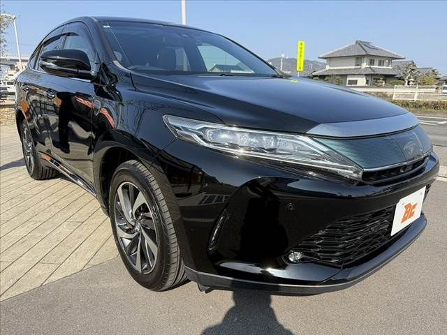 TOYOTA HARRIER 2WD 2018 Image 31