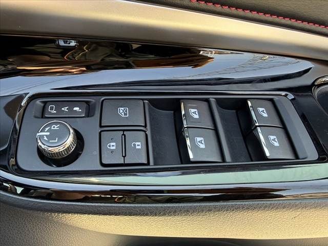 TOYOTA HARRIER 2WD 2018 Image 31