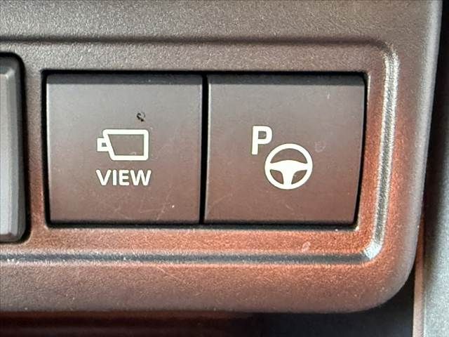 TOYOTA COROLLA CROSS HYBRID 2024 Image 31