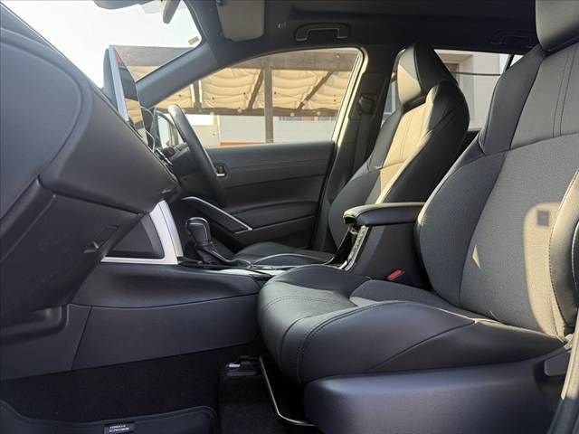 TOYOTA COROLLA CROSS HYBRID 2024 Image 31