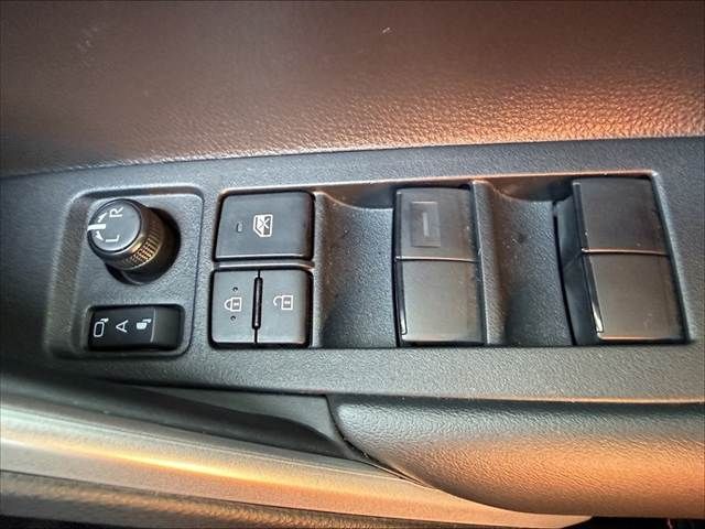 TOYOTA COROLLA CROSS HYBRID 2024 Image 31