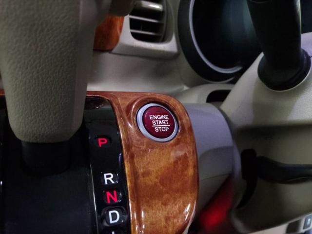 HONDA N BOX 2015 Image 31