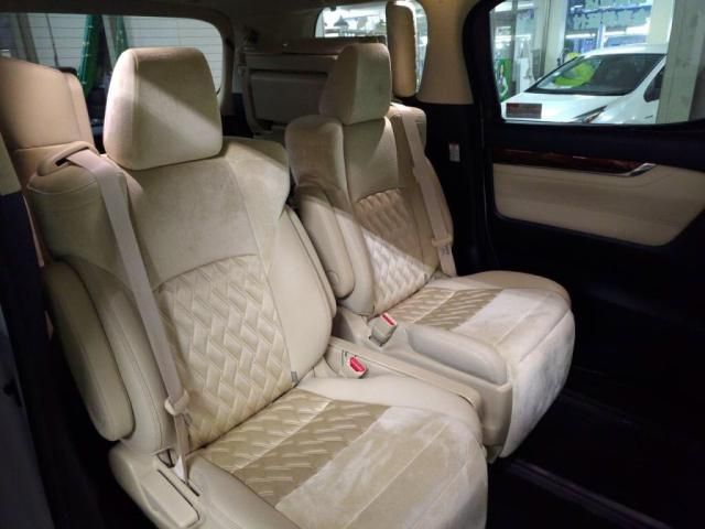 TOYOTA ALPHARD 2015 Image 31