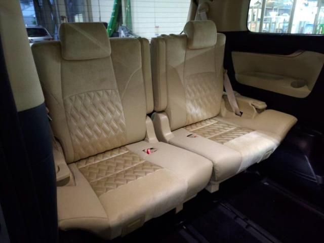 TOYOTA ALPHARD 2015 Image 31