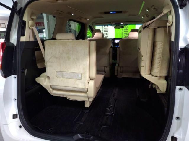 TOYOTA ALPHARD 2015 Image 31