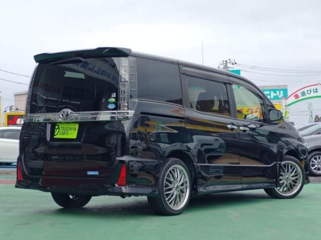 TOYOTA VOXY 2015 Image 31