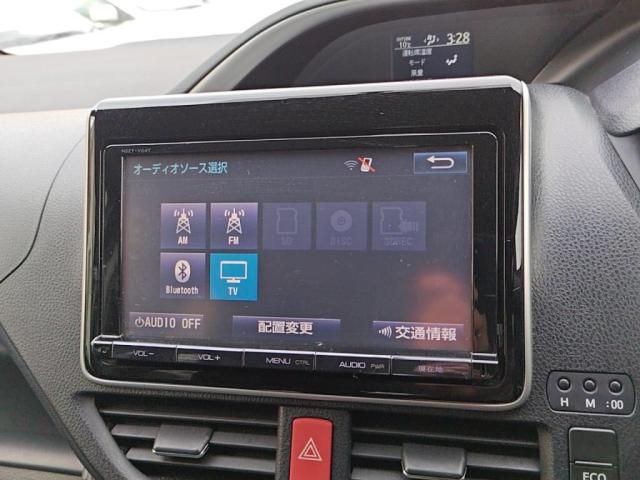 TOYOTA VOXY 2015 Image 31