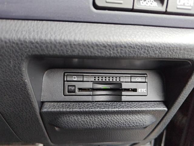 TOYOTA VOXY 2015 Image 31