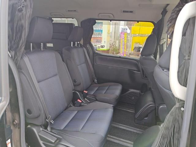 TOYOTA VOXY 2015 Image 31