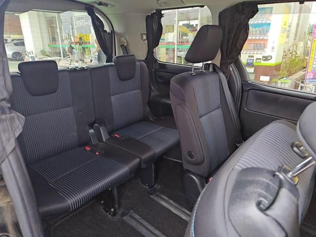 TOYOTA VOXY 2015 Image 31