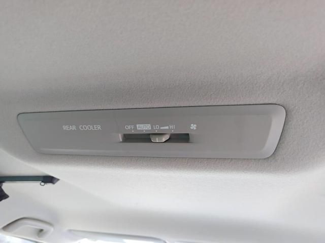 TOYOTA VOXY 2015 Image 31