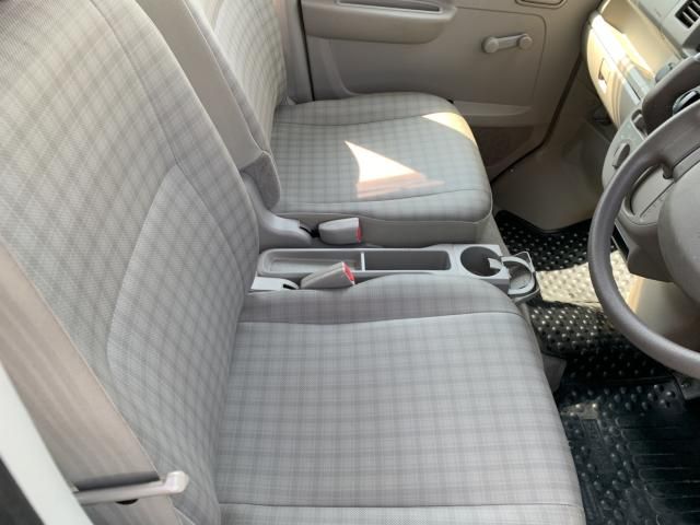 SUZUKI EVERY VAN 2013 Image 31