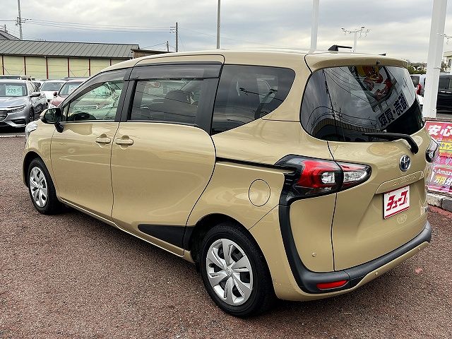 TOYOTA SIENTA HYBRID 2021 Image 31