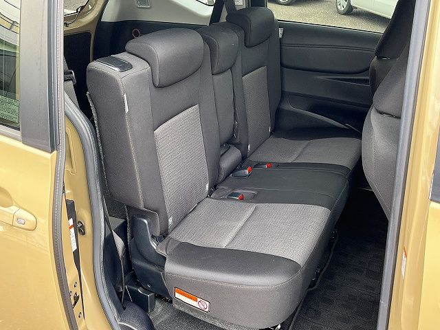 TOYOTA SIENTA HYBRID 2021 Image 31