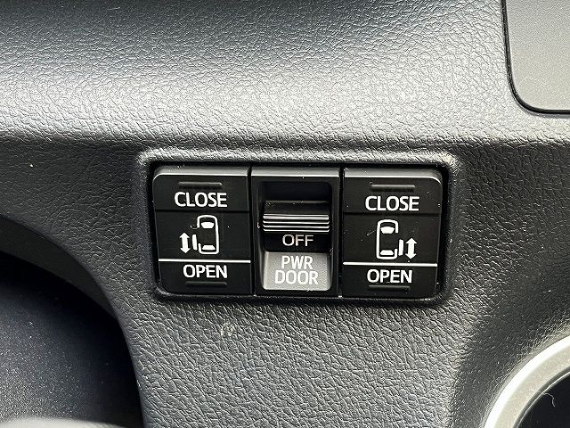 TOYOTA SIENTA HYBRID 2021 Image 31