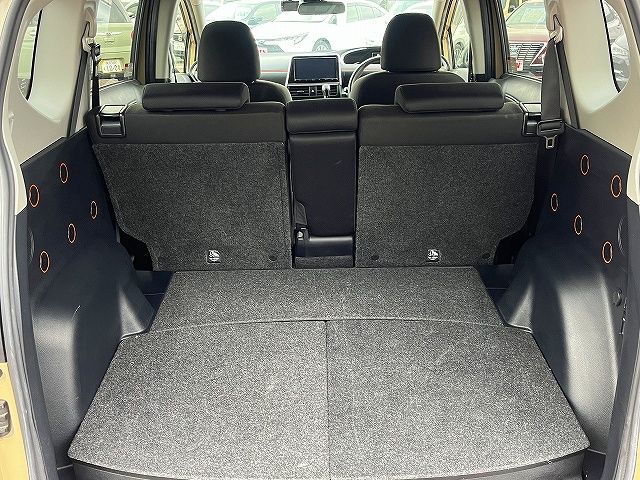 TOYOTA SIENTA HYBRID 2021 Image 31