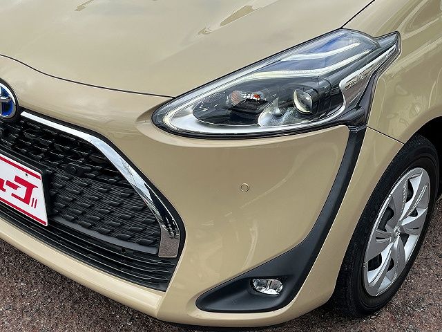 TOYOTA SIENTA HYBRID 2021 Image 31