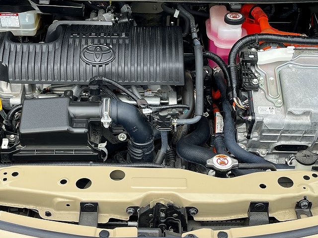 TOYOTA SIENTA HYBRID 2021 Image 31