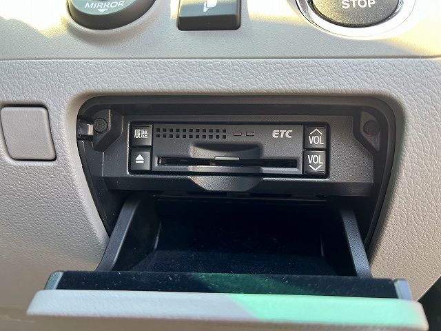 TOYOTA CROWN SEDAN 2008 Image 31