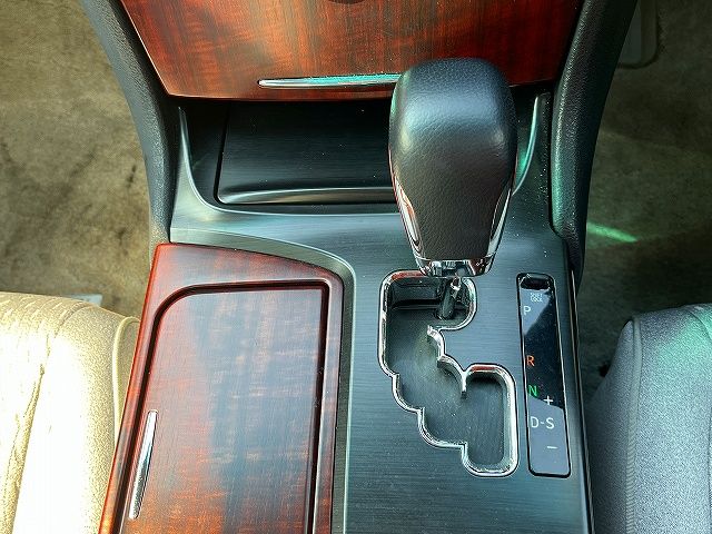 TOYOTA CROWN SEDAN 2008 Image 31