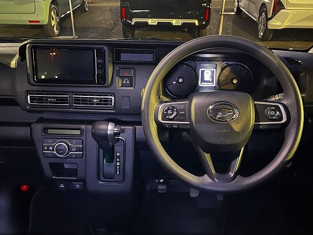 DAIHATSU ATRAI VAN 2021 Image 31