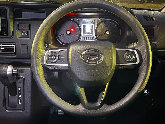 DAIHATSU ATRAI VAN 2021 Image 31