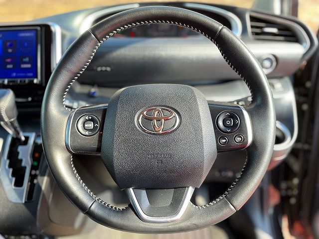 TOYOTA SIENTA 2021 Image 31