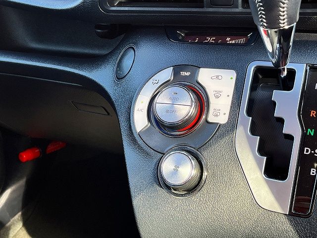 TOYOTA SIENTA 2021 Image 31