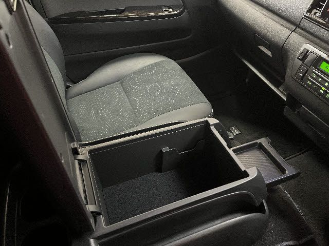 TOYOTA HIACE VAN 2WD 2022 Image 31