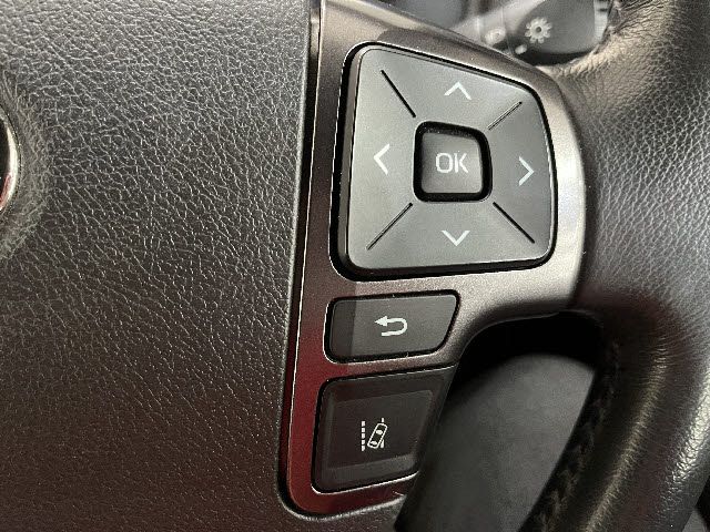 TOYOTA HIACE VAN 2WD 2022 Image 31