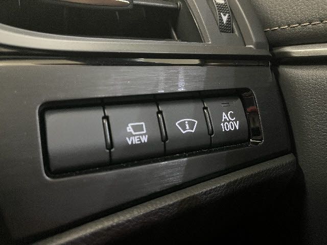 TOYOTA LEXUS ES300H 2022 Image 31