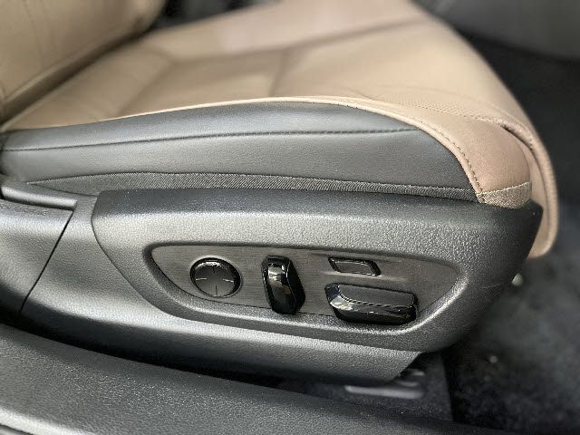 TOYOTA LEXUS ES300H 2022 Image 31