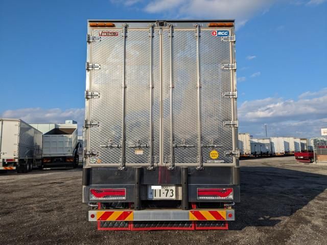 NISSAN DIESEL QUON 2021 Image 31